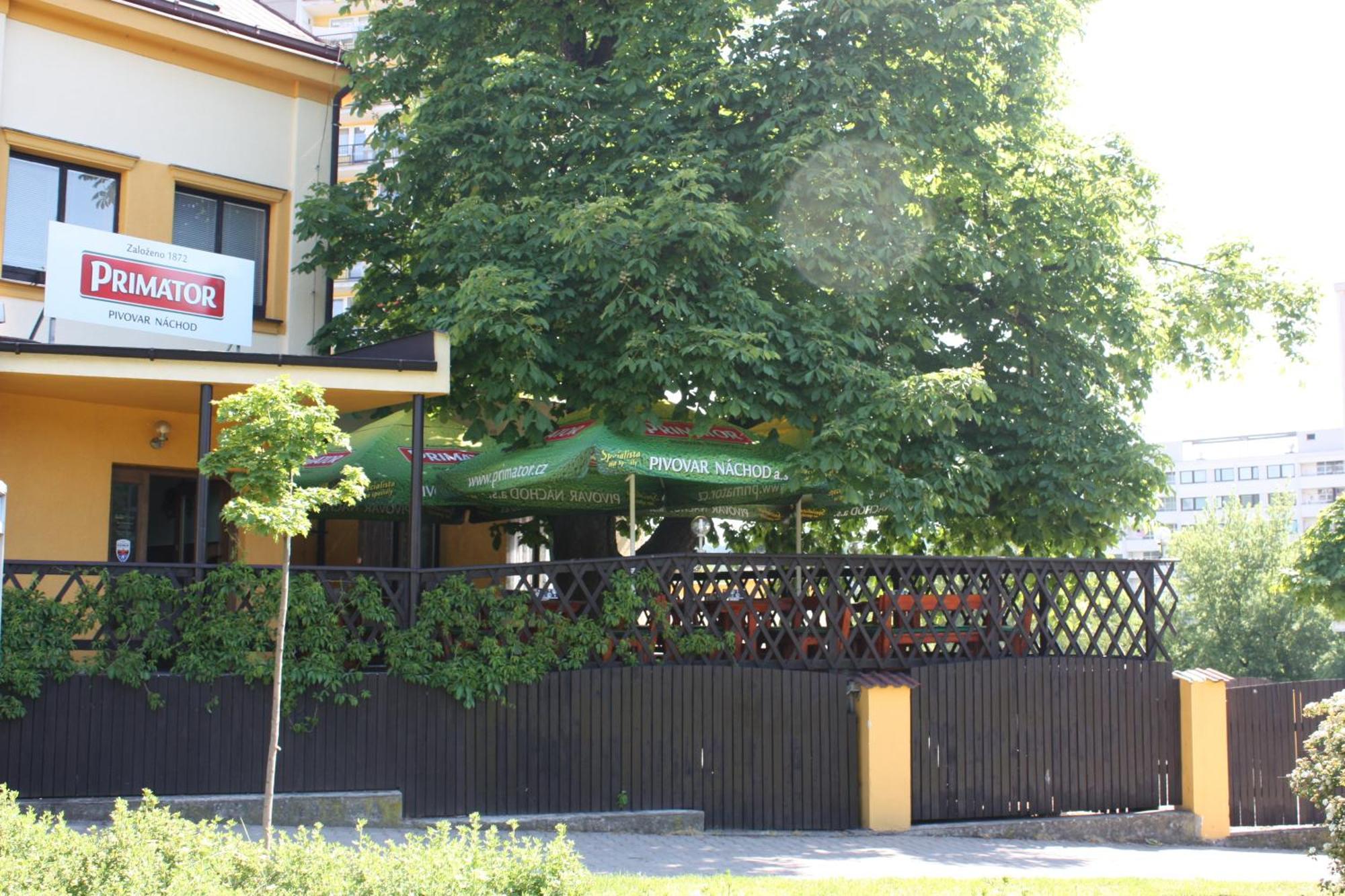 Hotel Hynek Náchod Екстериор снимка