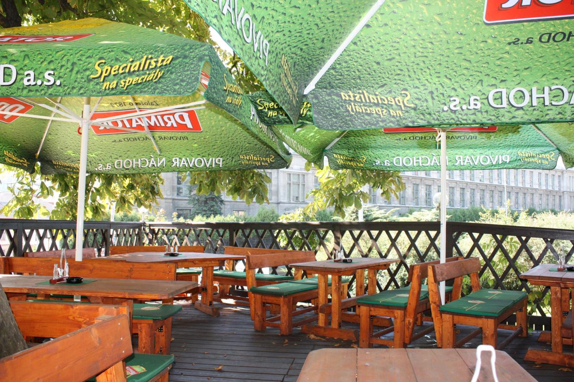 Hotel Hynek Náchod Екстериор снимка