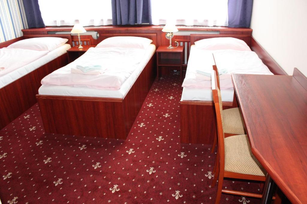 Hotel Hynek Náchod Стая снимка