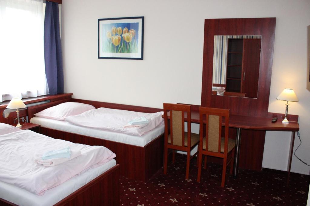 Hotel Hynek Náchod Стая снимка